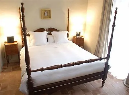 La Sacristia 4*