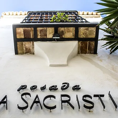 La Sacristia 3*